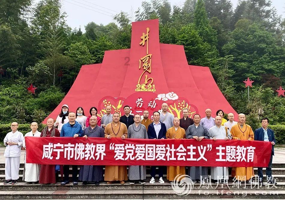 恭喜许昕!他挑战教练新岗位,张继科应避免犯错,马龙退役转型曝光